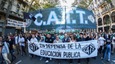 Federico Sturzenegger, en la mira de los gremios: Suman marchas contra sus medidas