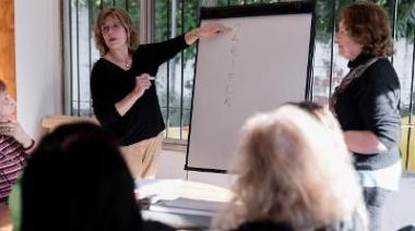 Abren la inscripción a los talleres para adultos mayores en la UNAB