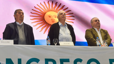 El gobierno inicia la venta de AySA: Piden garantizar las fuentes de trabajo