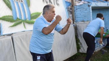 Luis Ventura: “Central Ballester no debería jugar más en AFA”