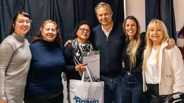 Cascallares reconoció a trabajadoras sociales por sus 25 años de compromiso comunitario