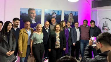 Pareja, Bondarenko, y Niveyro inauguraron un nuevo local de LLA