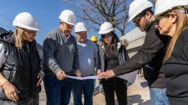 Cascallares recorrió la obra del Paso Bajo Nivel de Calzada y destacó que "mejorará la seguridad vial"
