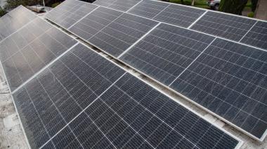 Presentan el nuevo sistema de energía solar en el Parque Industrial