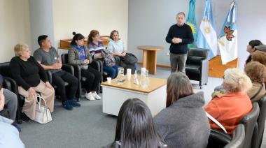 Gray se reunió con vecinos en situación de vulnerabilidad social