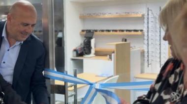 Crosta inauguró la nueva óptica sindical del CEC de Lomas