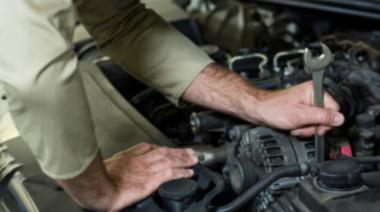 Mecánico quiso cobrar por la reparación de un auto, pero lo acusaron falsamente de "amenazas"
