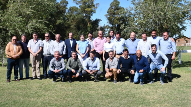 Intendentes radicales negocian su apoyo al Presupuesto