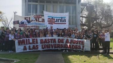 Desde ADUNLA no adhieren al paro pero aseguran: “Estamos entre la espada y la pared”