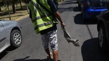 Ferraresi de vacaciones y sus concejales regulando trapitos: ¿Cuál es la prioridad del peronismo de Avellaneda?