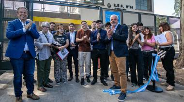 Cascallares, Kicillof y Fabiani inauguraron un Jardín de Infantes y el nuevo edificio de la Secundaria Nº 76
