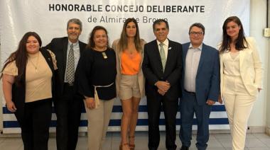 Asumieron los cuatro concejales de LLA, que se consolidó como la principal oposición