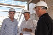Cascallares y Katopodis recorrieron la etapa final de la obra del paso bajo nivel de Longchamps