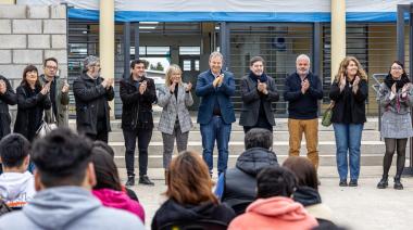 Sileoni, Cascallares y Eichel inauguraron dos nuevas instituciones educativas