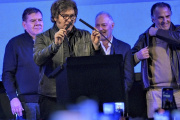 Milei le pone el cuerpo a la campaña para septiembre y bajará al interior