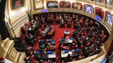 Suspenso por el destino de la sesión para aprobar reelecciones indefinidas de legisladores provinciales