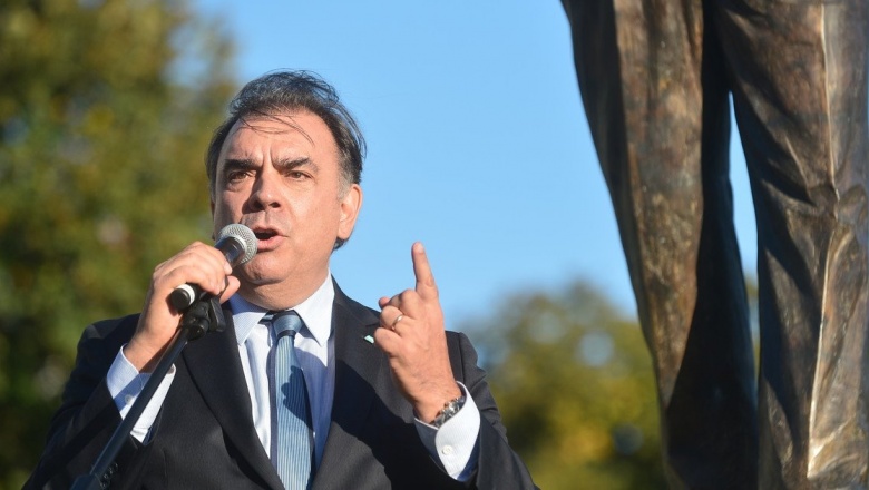 Otero: "Pareciera que no hay límites para hacer clientelismo y populismo berreta"