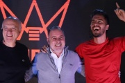 La oposición en el club responsabilizó a Doman por los carteles PRO en Independiente