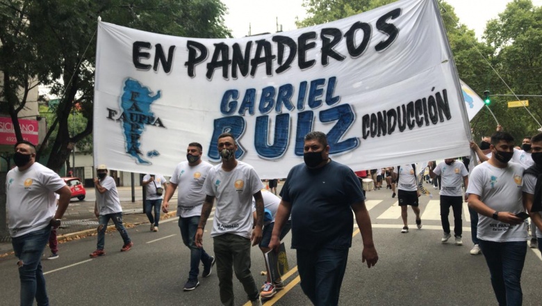 En el "Día Internacional del Pan", se rompió la Federación Nacional de Panaderos