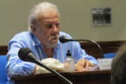 Bertolotto: “Con el Intendente eliminamos los superpoderes así el Concejo tiene participación”