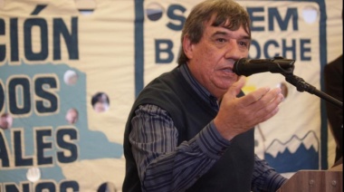“Ningún trabajador municipal puede ganar menos que la canasta básica alimentaria”, planteó el Cholo García