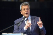 Massa se desmarca de su gobierno y apela a la recreación de expectativas como bala de plata para llegar al ballotage