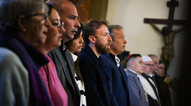 Cascallares y Otermin participaron de una emotiva misa en memoria del Papa Francisco