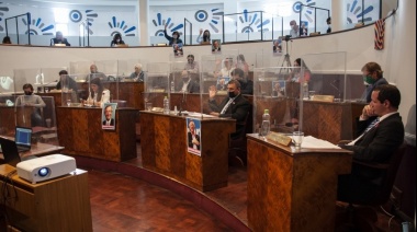 Los cruces por la foto de Olivos marcaron la nueva sesión