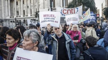 "La sociedad nos dio la espalda nuevamente a los jubilados"