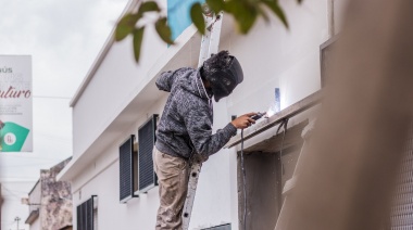 El municipio de Lanús acondiciona colegios durante la cuarentena