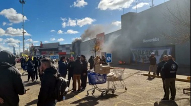 Despidos en Changomás: Siguen los reclamos mientras crecen los rumores de venta