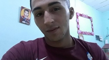 Detienen a un menor y buscan a otro prófugo por la muerte de un joven en un intento de robo