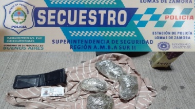 Detuvieron a un pasajero de la línea 338 por llevar marihuana