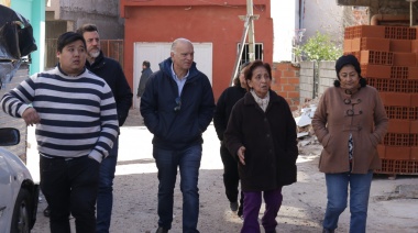 Grindetti recorrió el barrio Pampa