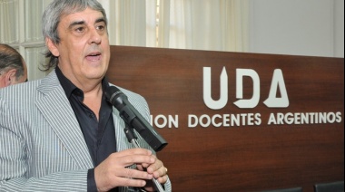 Gremio docente alerta que los salarios del sector están “bajo la línea de la pobreza”