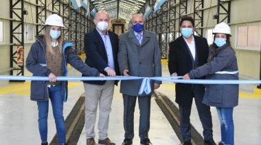 Russo acompañó al  Guerrera en la inauguración de obras en los talleres ferroviarios