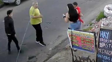 Otro violento robo en Lanús: motochorros asaltaron a una familia con un bebé