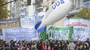 El Gobierno convocó a los gremios universitarios a discutir el bono para los profesores