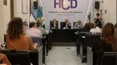 Primera sesión del año: aumento salarial y cruces por YPF