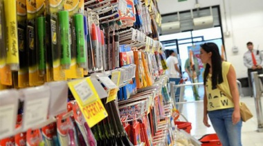 Aseguran que la canasta escolar superó a la inflación y aumentó un 82%