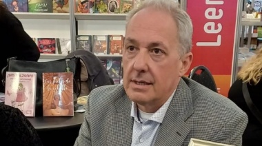 Novielli sostuvo que “la actual administración" de Milei "está llevando al país a contramano del mundo”