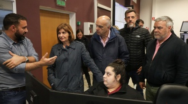 Bullrich y Grindetti visitaron el Centro de Monitoreo de Lanús