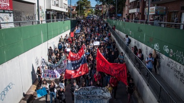 Estudiantes del ENAM marcharon para exigir mejoras edilicias