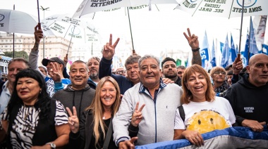 El SEOCA movilizó hacia el Congreso en Rechazo de la Ley Bases