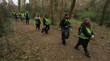 El municipio llevó adelante un operativo de limpieza en la reserva de la Laguna de Rocha