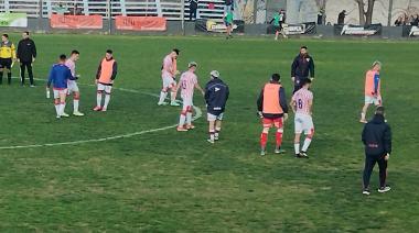 Los Andes cayó ante Liniers y estira su agonía