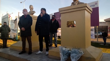 Jerez y Oyhamburú encabezaron un acto en homenaje al fallecimiento de Perón y le tiraron palos a la oposición