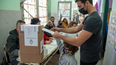 Álvarez: "Es muy importante que nuestros vecinos voten con compromiso y memoria"