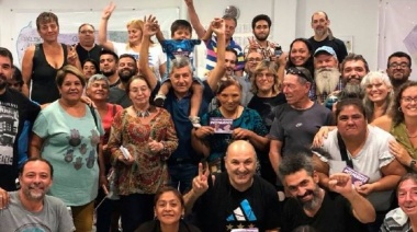 La Sociedad de Fomento Campomar celebró sus 66 años en el Día de la Bandera