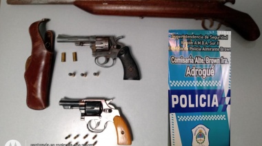 Detuvieron a una mujer armada por amenazar a sus vecinos a los tiros